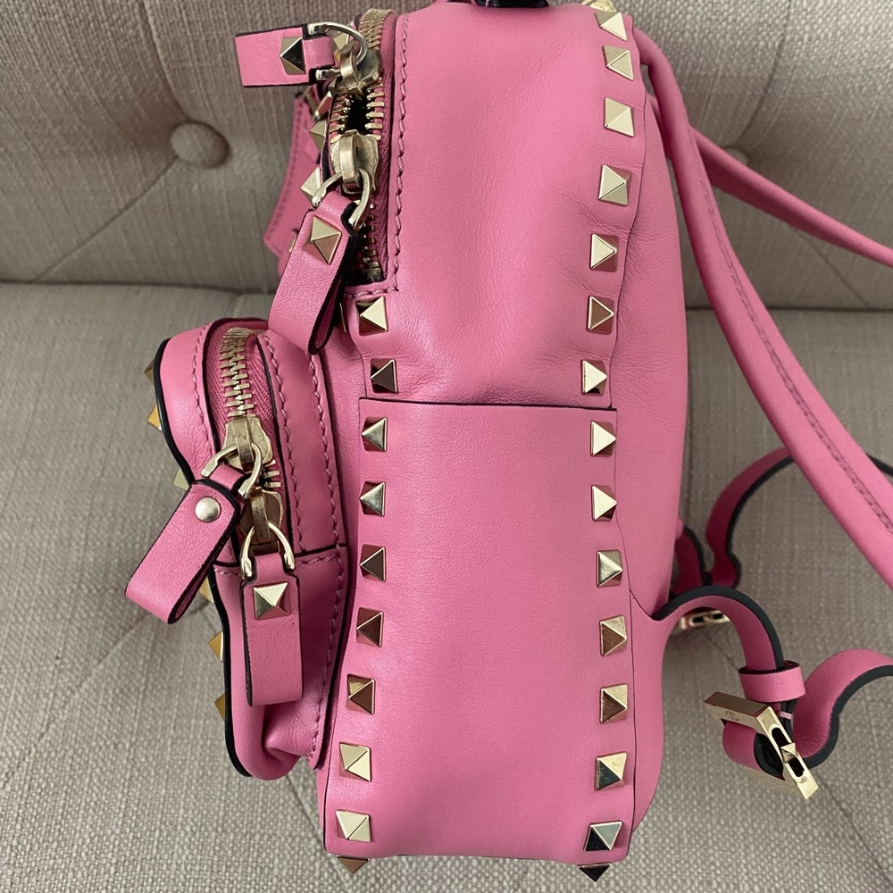 💕Valentino Backpack💕 - Picture 5 of 13